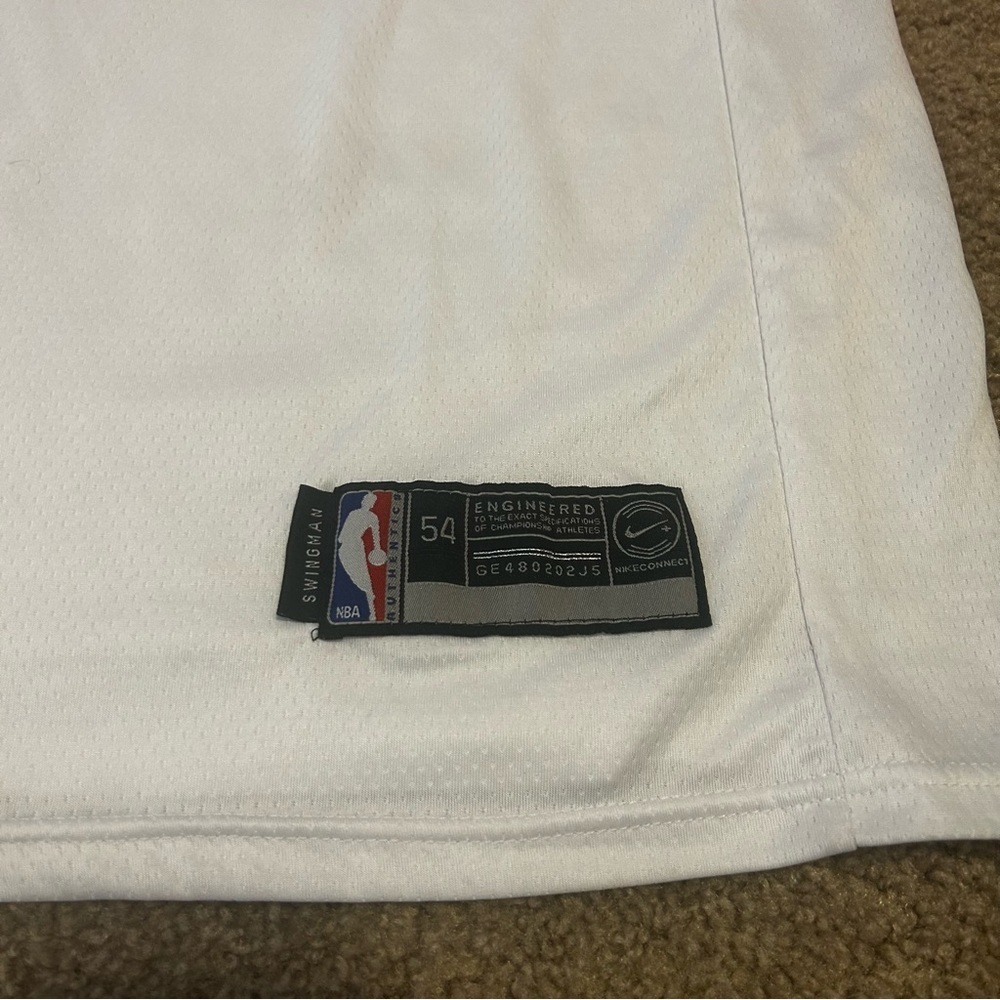 Dwyane Wade Miami Heat 3 City Edition Vice White Swingman Jersey Nike - Picture 2 of 7